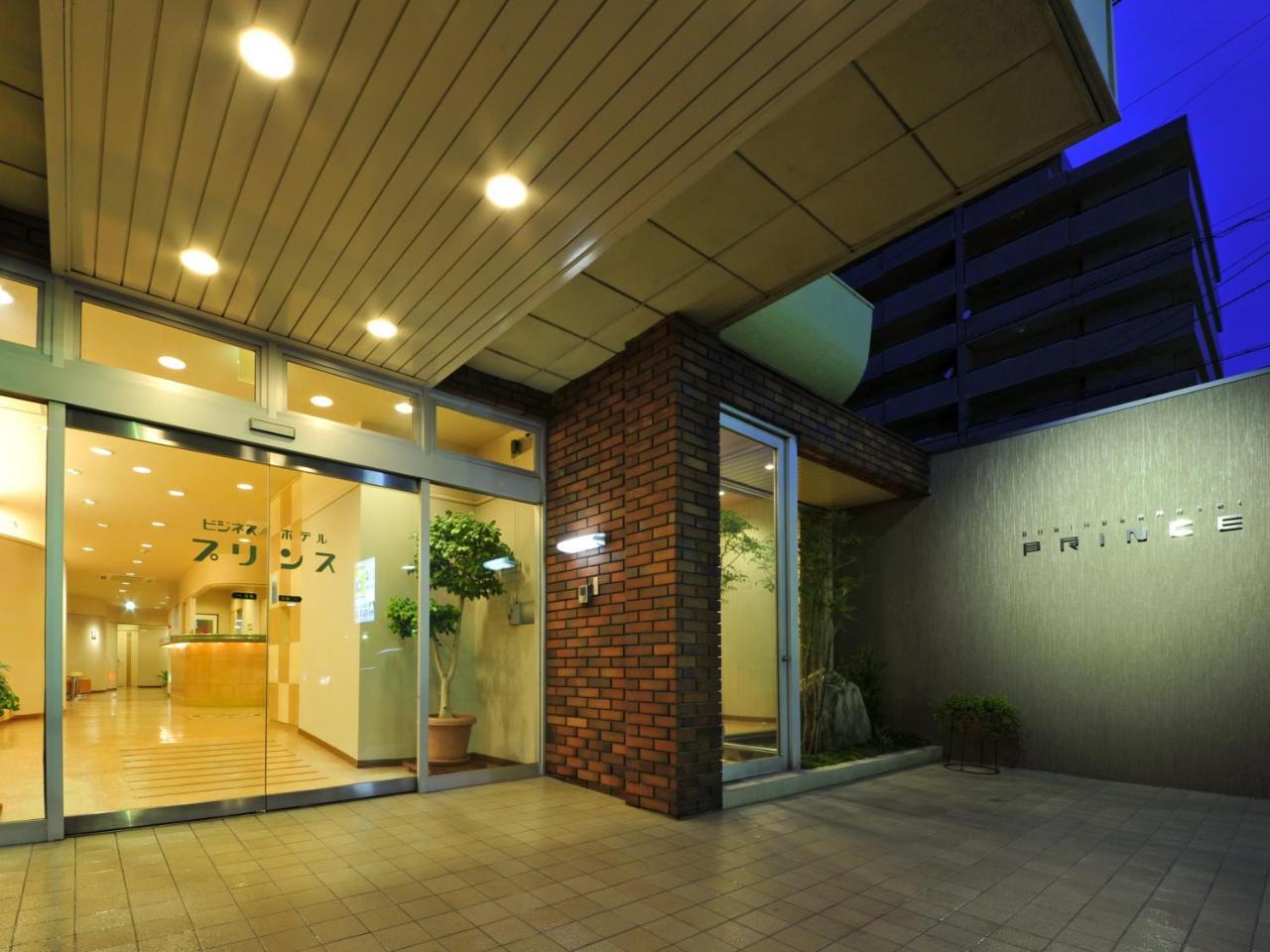 Business Hotel Prince Такамацу Екстер'єр фото